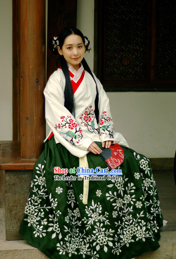 Ming Dynasty Princess Embroidered Hanfu Clothing Complete Set