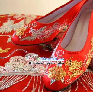 Traditional Chinese Phoenix Wedding Shoes for Brides