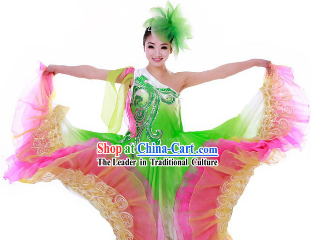 Ancient Chinese Dance Costumes and Headpieces for Women