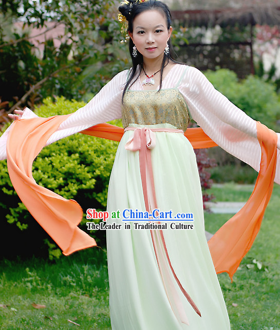 Ancient Chinese Costumes for Women