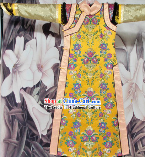 Traditional Chinese Qing Dynasty Empress Clothing Suit