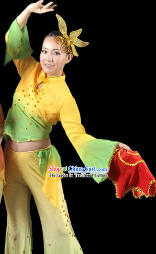 Traditional Chinese Handkerchief Dance Costume and Headgear for Women