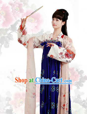 Ancient China Tang Dynasty Outfit for Women