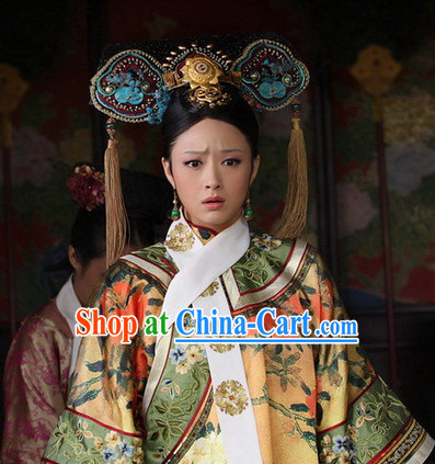 Palace Dress of Qing Dynasty Empress