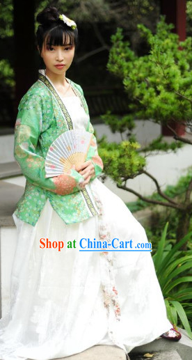 Song Dynasty Clothing for Women