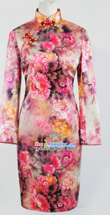 Traditional Chinese Silk Peony Cheongsam