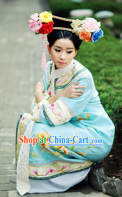 Qing Dynasty Manchu Chinese Traditional Princess Dress and Hair Ornaments Complete Set