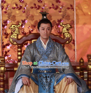 China Ancient Emperor Robe and Coronet for Men