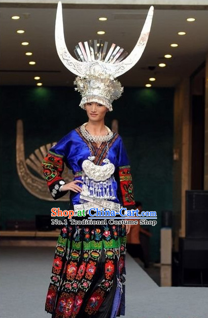 Oriental Clothing Chinese Traditional Miao Tribe Ethnic Clothing in China for Men