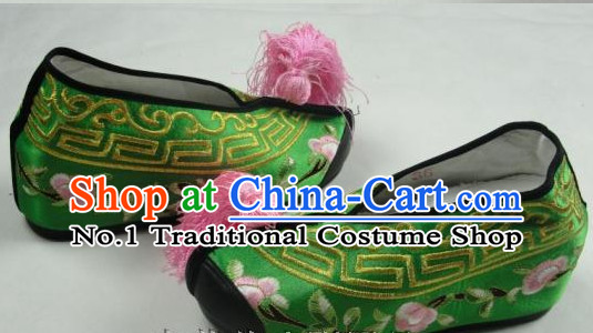 Inside High Heel Chinese Beijing Opera Embroidered Shoes for Ladies