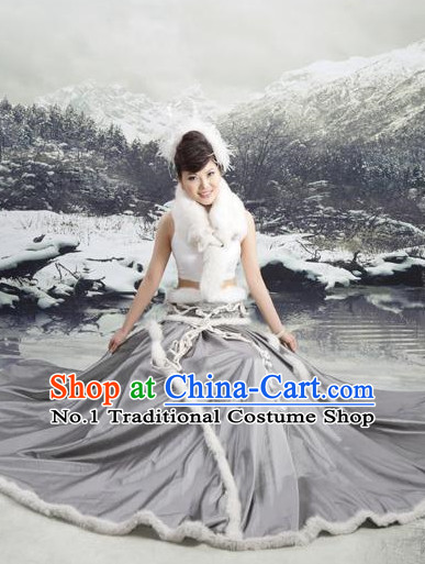 Traditional Chinese Mongolian Costumes and Hair Accessories Complete Set for Women