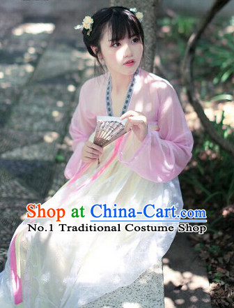 Ancient Chinese Tang Dynasty Clothing for Women