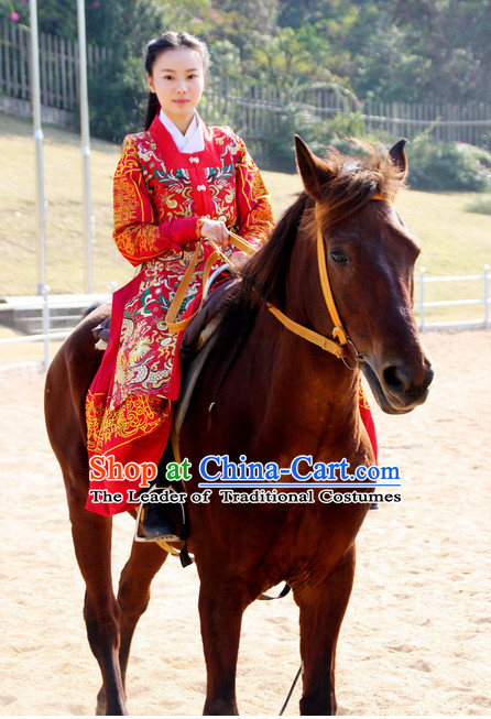 Chinese Ming Dynasty Red Clothing Outfits