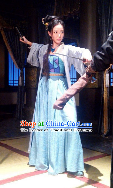 Chinese Female Knight Hanfu Dress Clothing National Dress Ancient China Clothing Traditional Chinese Outfit Chinese Costumes and Headwear Complete Set for Brides