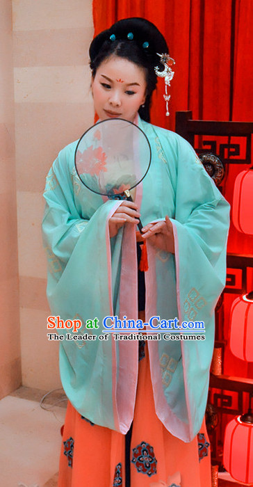 Ancient Chinese Clothing Dress Garment and Hair Accessories Complete Set for Women