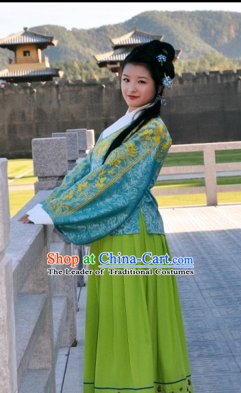 Ancient Chinese Clothing Dress Garment and Hair Accessories Complete Set for Women