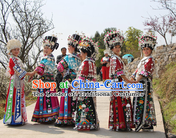 Chinese Hmong Girls Miao Nationality Ethnic Groups Wear Dresses Traditional Clothing for Women