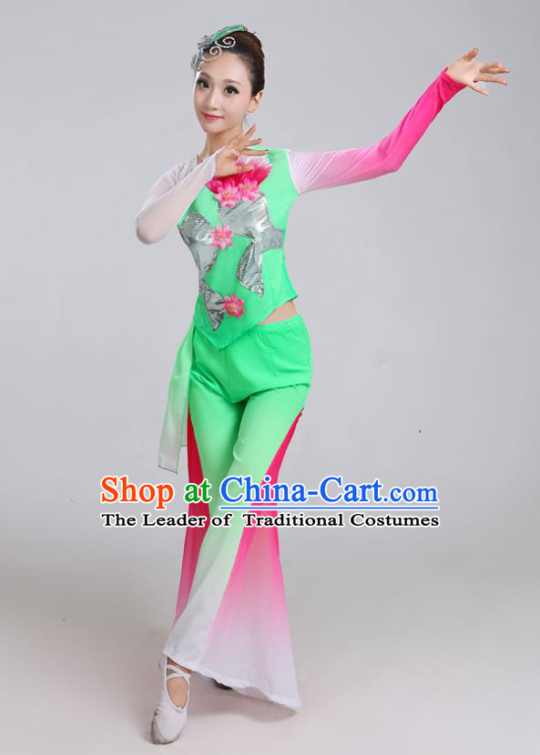 Traditional Chinese Yangge Dance Embroidered Green Costume, Folk Fan Dance Uniform Classical Umbrella Dance Clothing for Women