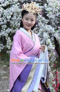 Traditional Ancient Chinese Imperial Consort Costume, Elegant Hanfu Chinese Han Dynasty Imperial Empress Pink Embroidered Clothing for Women