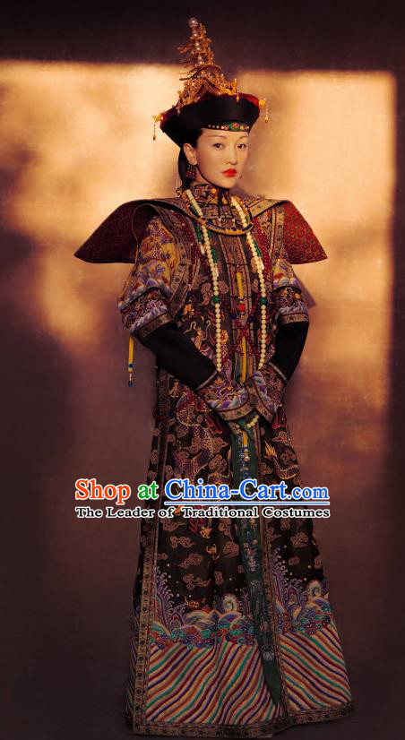 Traditional Ancient Chinese Qing Dynasty Palace Lady Manchu Empress Embroidered Costume and Handmade Headpiece Complete Set for Women