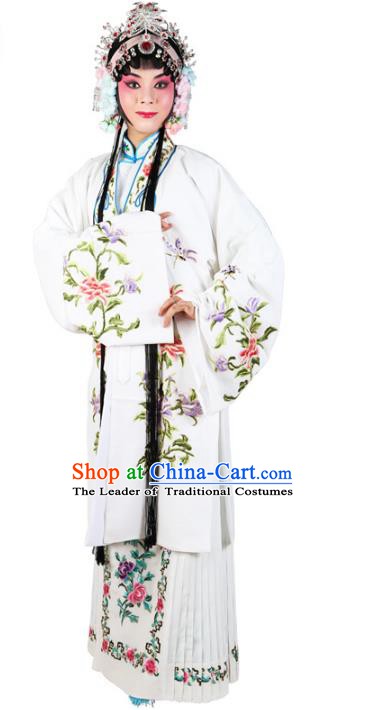 Chinese Beijing Opera Actress Costume White Embroidered Cape, Traditional China Peking Opera Nobility Lady Embroidery Clothing