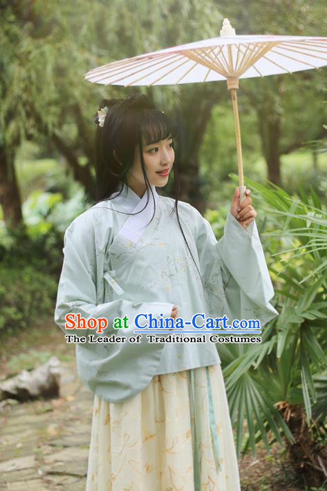 Traditional Ancient Chinese Female Costume Blouse, Elegant Hanfu Clothing Chinese Ming Dynasty Palace Lady Embroidered Short Coat Clothing for Women