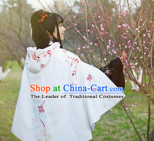 Traditional Ancient Chinese Female Costume Woolen Cardigan, Elegant Hanfu Short Cloak Chinese Ming Dynasty Palace Lady Embroidered Plum Blossom Hooded White Cape Clothing for Women