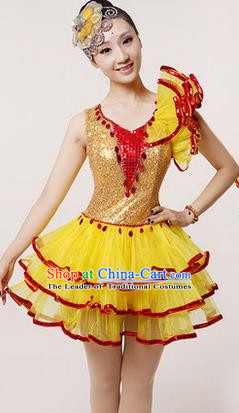 Traditional Chinese Modern Dancing Costume, Women Opening Classic Stage Performance Chorus Singing Group Dance Paillette Costume, Modern Dance Yellow Bubble Dress for Women