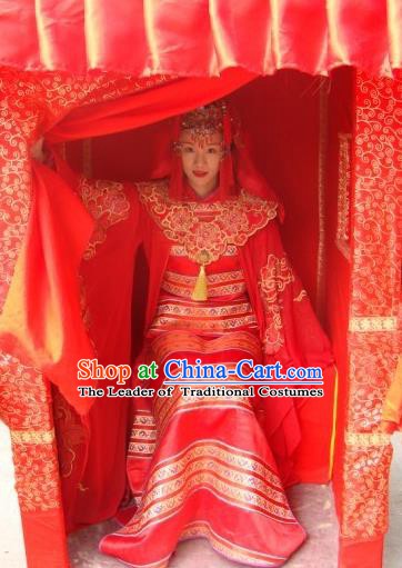 Chinese Ancient Ming Dynasty Wedding Dress Embroidered Bride Replica Costume for Women