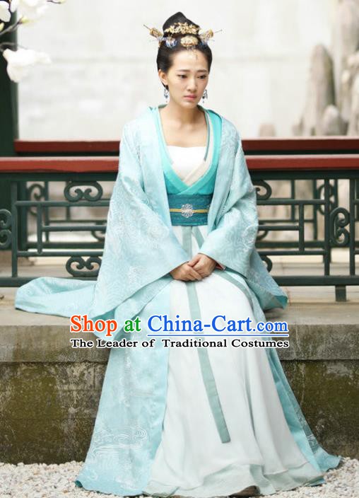 Chinese Ancient Ming Dynasty Imperial Concubine Embroidered Dress Costume for Women