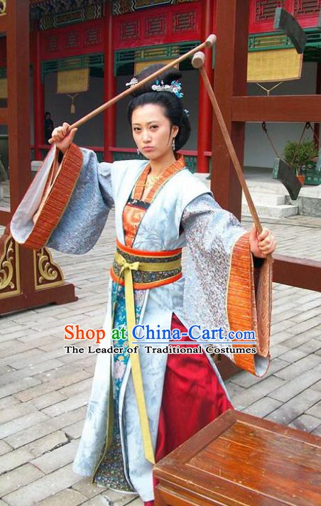 Ancient Chinese Ming Dynasty Imperial Consort of Zhu Youxiao Embroidered Historical Costume for Women