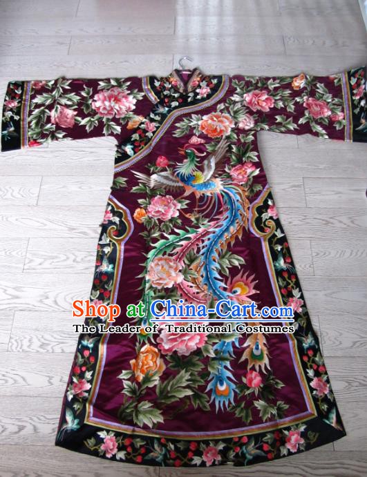 China Traditional Qing Dynasty Palace Lady Embroidered Dress Costume for Women