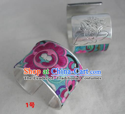 Handmade Chinese Miao Nationality Embroidered Flowers Bracelet Traditional Hmong Sliver Bangle for Women