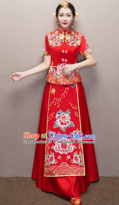 Chinese Traditional Xiuhe Suit Embroidered Peony Longfeng Flown Ancient Wedding Dress for Women