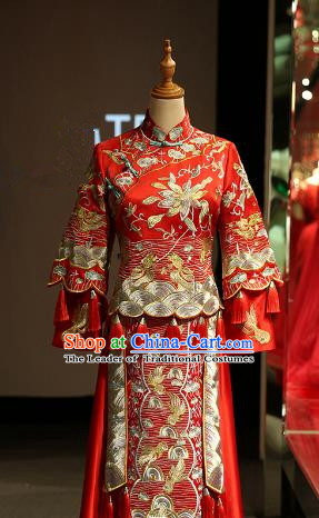 Chinese Traditional Bride Red Xiuhe Suit Ancient Longfeng Flown Embroidered Wedding Cheongsam Dress for Women