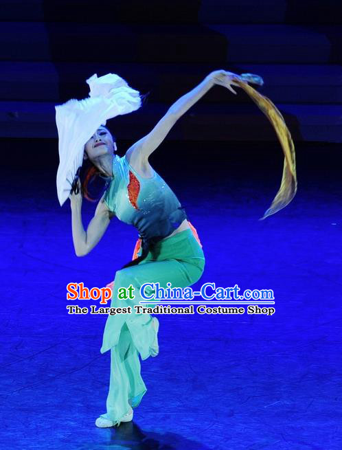 Chinese Traditional Folk Dance Costume Classical Dance Fan Dance Clothing for Women