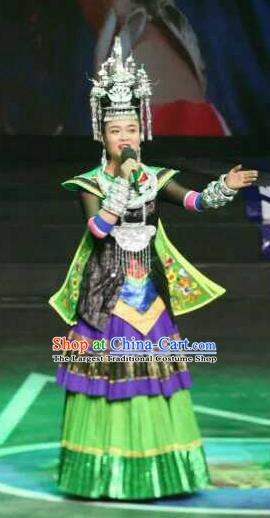 Chinese Traditional Miao Nationality Dance Costumes and Headpiece for Women