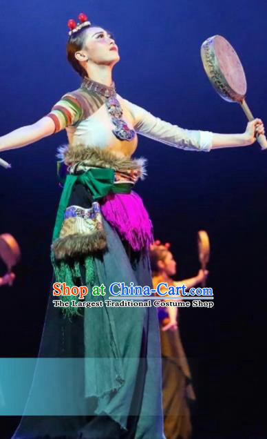 Traditional Chinese Zang Nationality Dance Green Dress Tibetan Ethnic Dance Stage Show Costume for Women