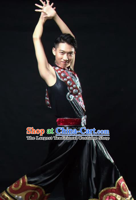 Chinese Traditional Yi Nationality Dance Costume Ethnic Folk Dance Stage Show Clothing for Men