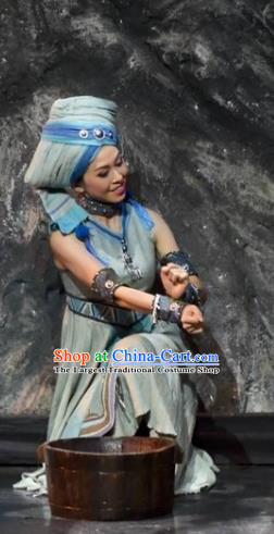 Drama Qian Yun Cliff Chinese Zhuang Nationality Dance Dress Stage Performance Costume and Headpiece for Women