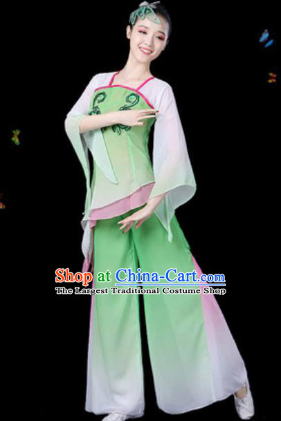 Traditional Chinese Yangko Group Dance Green Clothing Folk Dance Fan Dance Stage Performance Costume for Women