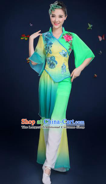 Traditional Chinese Fan Dance Light Green Clothing Folk Dance Yangko Stage Performance Costume for Women