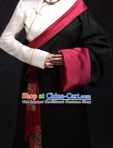 Chinese Traditional Ethnic Bride Black Tibetan Robe Zang Nationality Female Dress Costume for Women