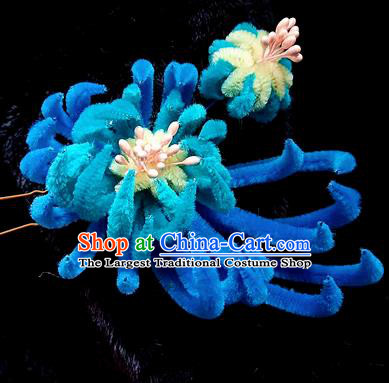 Chinese Handmade Qing Dynasty Royalblue Velvet Chrysanthemum Hairpins Traditional Ancient Court Hanfu Hair Accessories for Women