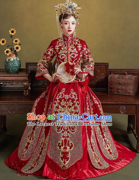 Chinese Traditional Embroidered Wedding Red Drilling Xiu He Suit Blouse and Tassel Dress Ancient Bride Costumes for Women