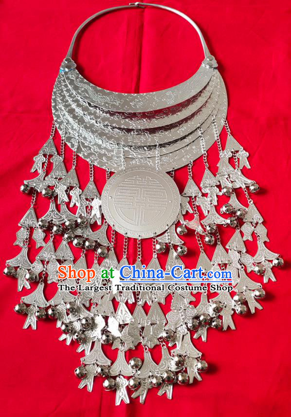 Chinese Handmade Traditional Miao Nationality Bride Sliver Tassel Necklace Ethnic Wedding Accessories for Women