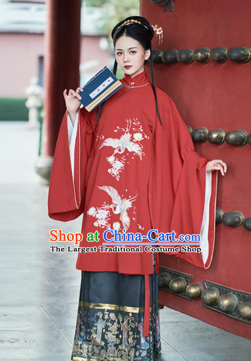 Chinese Ancient Princess Embroidered Red Long Blouse Traditional Ming Dynasty Imperial Concubine Costumes for Women