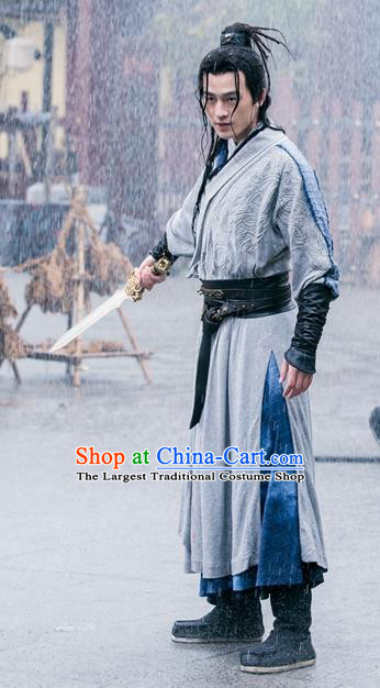 Drama Hero Dream Chinese Ancient Han Dynasty Swordsman Han Xin Costume and Headpiece Complete Set