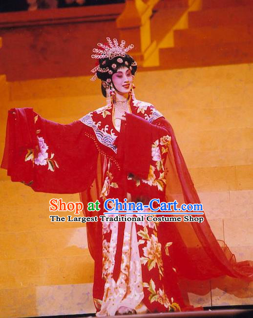 Chinese Peking Opera Lady Yang Garment Costumes the Royal Consort of Tang Apparel Hua Tan Diva Red Dress and Headdress