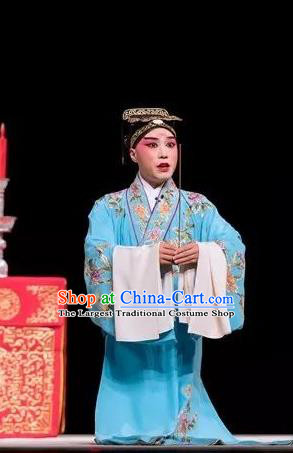 Burning Incense Chinese Kun Opera Xiaosheng Wang Kui Apparels Garment Costumes and Headwear Kunqu Opera Scholar Clothing